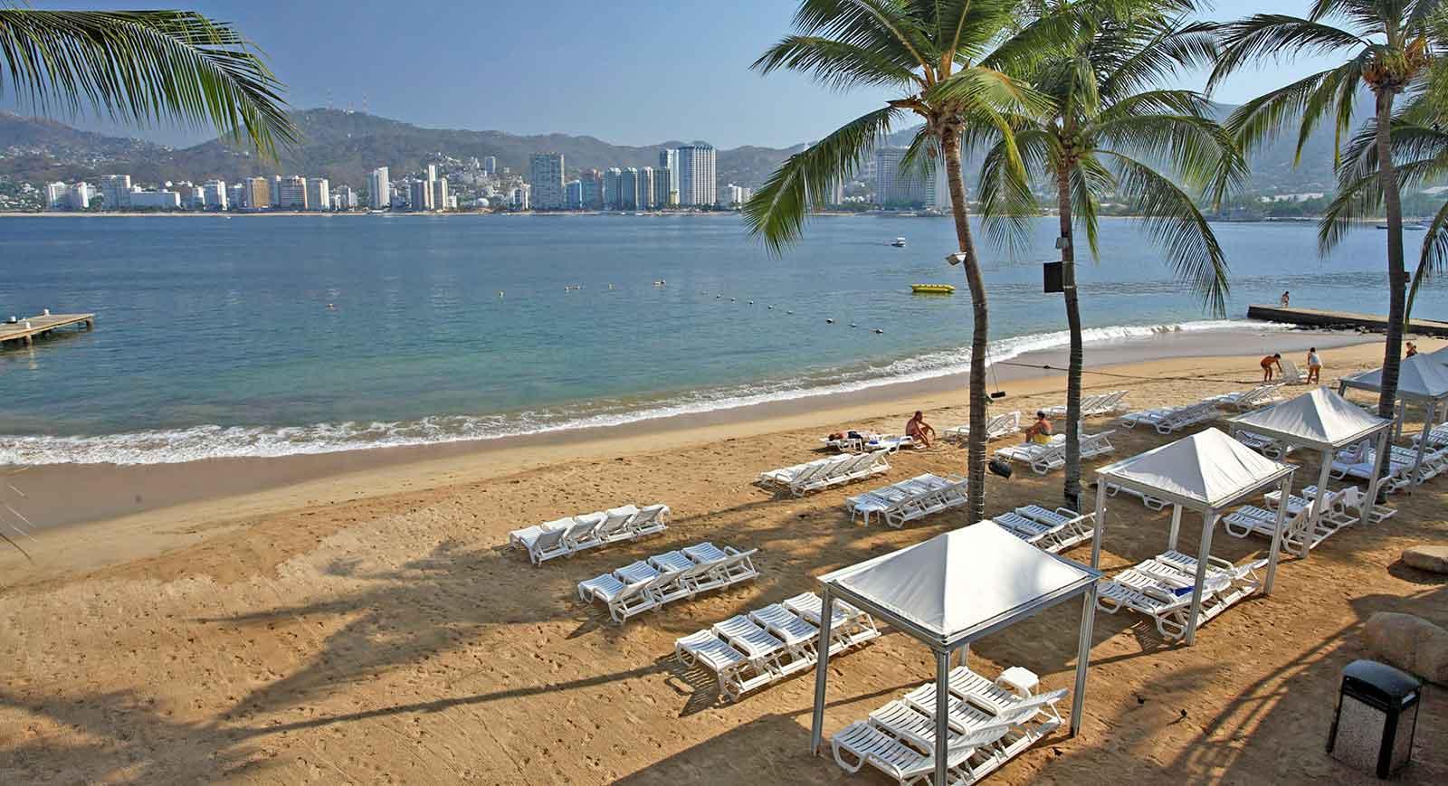 Ritz Acapulco All Inclusive Buitenkant foto View of the beach